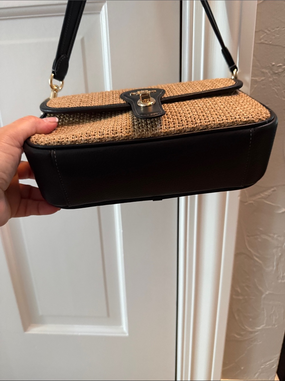 Coach Hadley Natural Straw and Black Leather Shoulder Bag with Gold Hardware - Picture 2 of 11